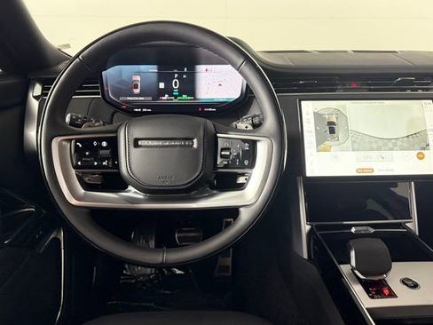 New 2025 Land Rover Range Rover SE image 32