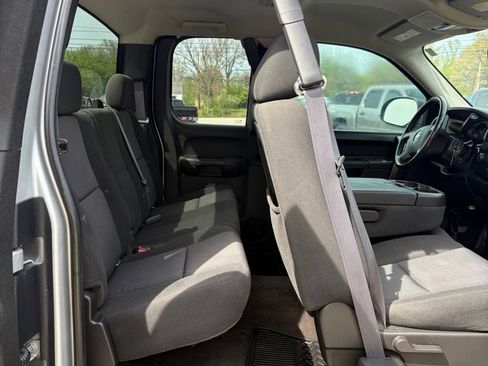 Used 2011 Chevrolet Silverado 1500 LT AWD/4WD image 12