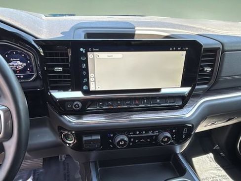 Used 2023 Chevrolet Silverado 1500 LTZ image 26