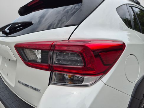 Used 2022 Subaru Crosstrek 2.5i Limited w/ Moonroof Package 2 AWD/4WD image 64