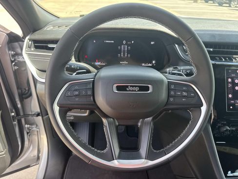 New 2026 Jeep Grand Cherokee Laredo RWD image 21