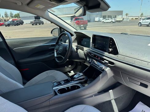 Used 2020 Hyundai Sonata SEL w/ Convenience Package FWD image 17