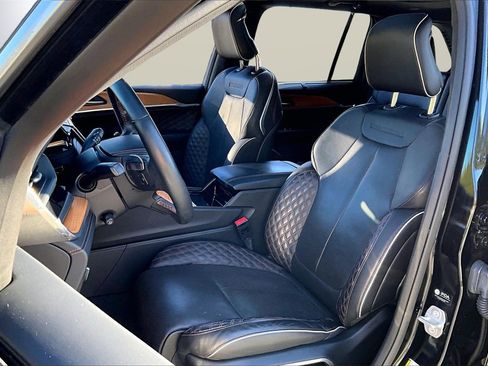 Certified 2023 Jeep Grand Cherokee Summit image 22