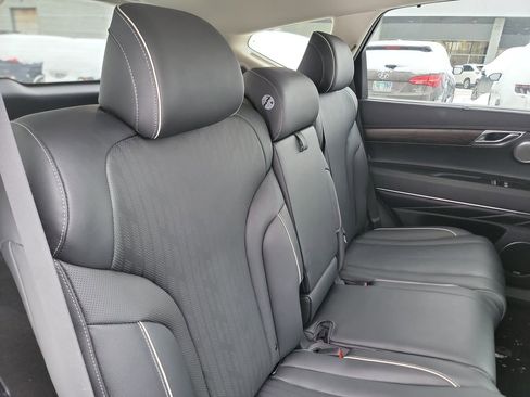 Used 2022 Genesis GV80 2.5T w/ Prestige Package 04 image 21