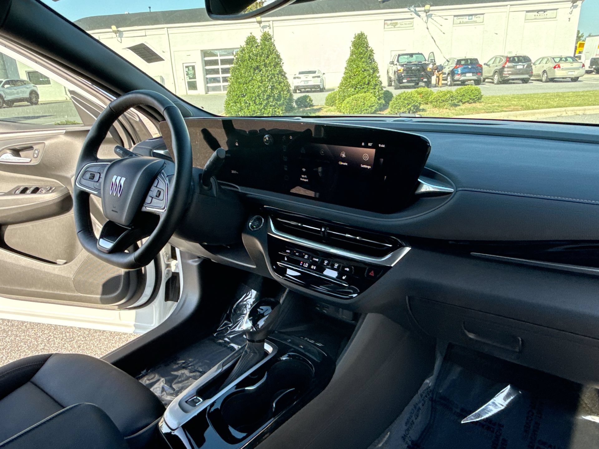 Used 2024 Buick Envista Avenir FWD image 28
