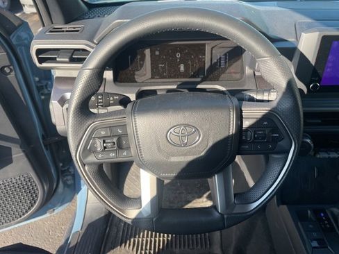 Used 2025 Toyota 4Runner SR5 image 10