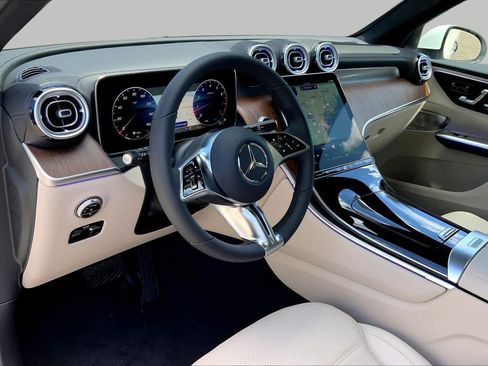 New 2027 Mercedes-Benz GLC 300 4MATIC image 9