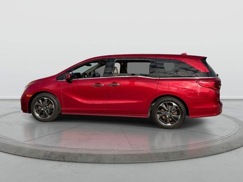 Used 2023 Honda Odyssey Elite image 4