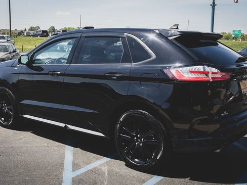 Used 2021 Ford Edge ST-Line AWD/4WD image 9