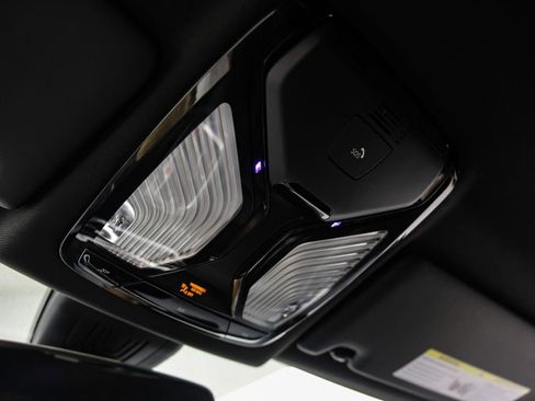Used 2021 BMW M4 Coupe w/ Executive Package RWD image 39