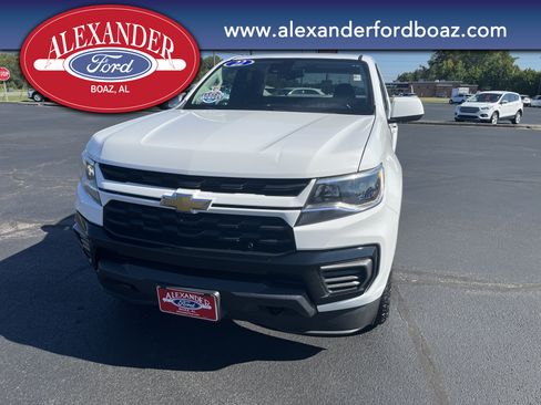 Used 2022 Chevrolet Colorado LT w/ Fleet Safety Package AWD/4WD image 5