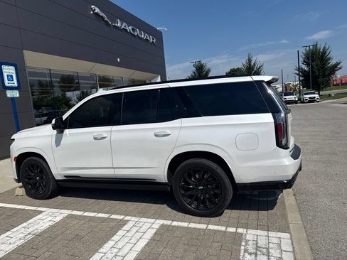 Used 2024 Cadillac Escalade Sport w/ LPO, ONYX Package AWD/4WD image 9