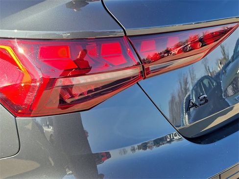 Used 2025 Audi A3 2.0T Premium image 37