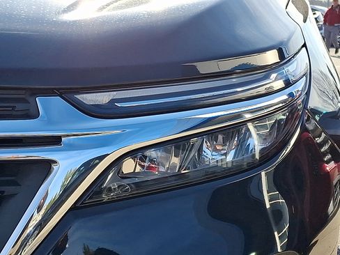 Certified 2022 Chevrolet Equinox LT image 9