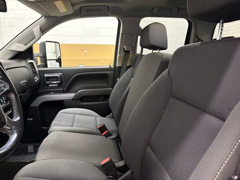 Used 2018 Chevrolet Silverado 2500 LT w/ All Star Edition AWD/4WD image 17