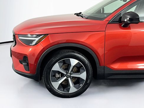 Used 2023 Volvo XC40 B5 Ultimate AWD/4WD image 42
