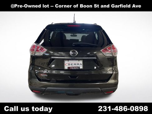 Used 2016 Nissan Rogue SL w/ SL Premium Package AWD/4WD image 4
