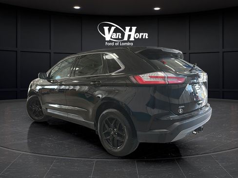 Used 2024 Ford Edge SEL w/ Convenience Package AWD/4WD image 5