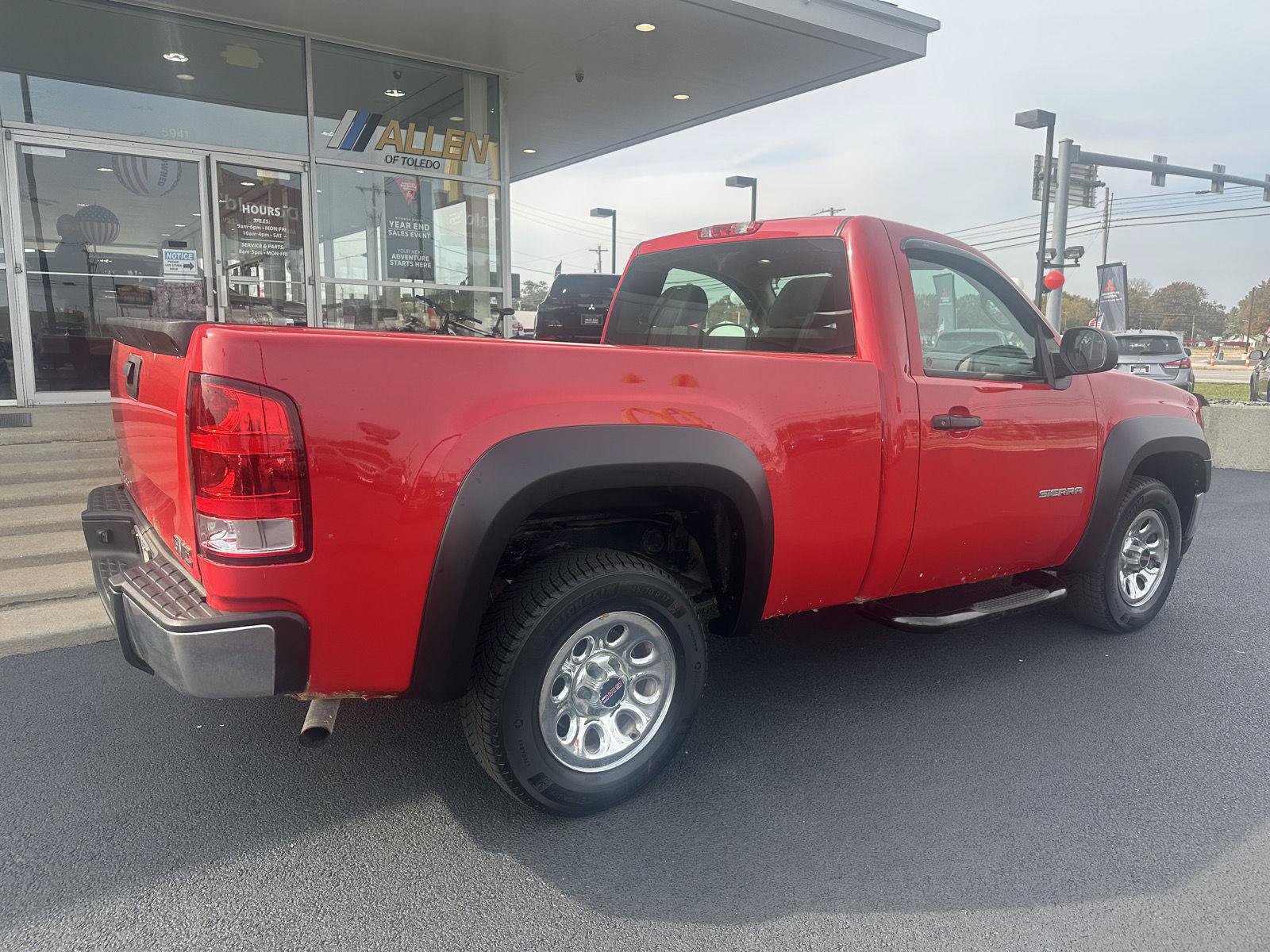 Used 2010 GMC Sierra 1500 W/T RWD image 14