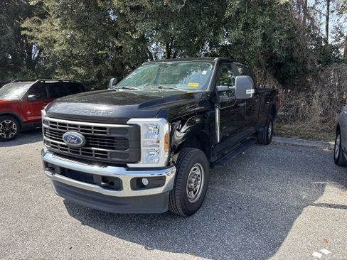 Used 2024 Ford F250 XL w/ XL Chrome Package image 6