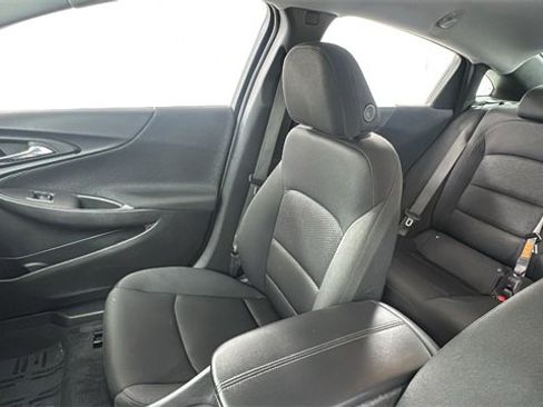 Used 2024 Chevrolet Malibu LT image 13