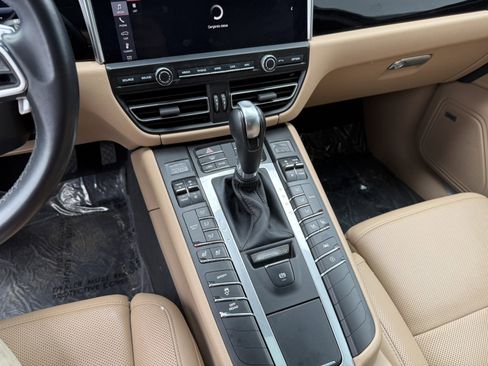 Used 2019 Porsche Macan S image 7