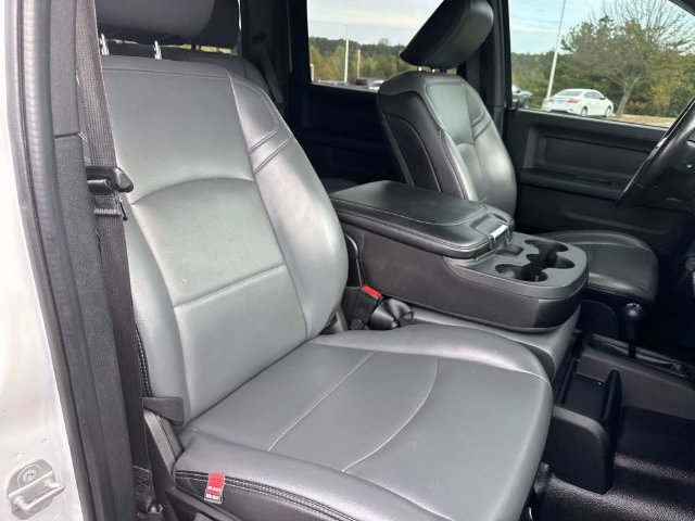 Used 2021 RAM 2500 Tradesman w/ Chrome Appearance Group AWD/4WD image 16