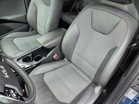 Certified 2023 Kia Niro Wind w/ Wind Preserve Package FWD image 23