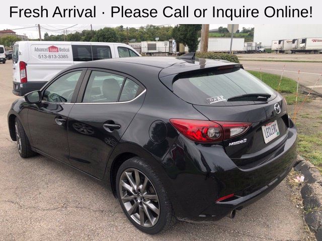 Used 2018 MAZDA MAZDA3 Touring FWD image 3