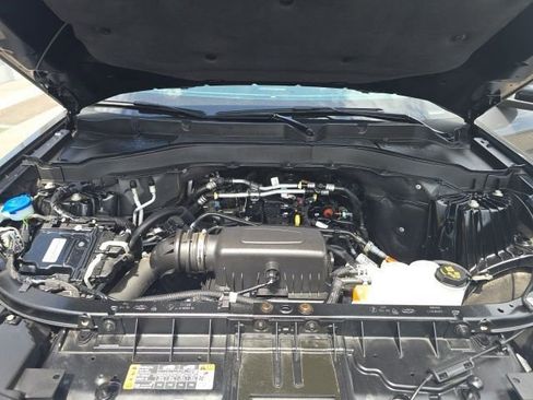 Certified 2023 Ford Explorer XLT w/ Equipment Group 202A AWD/4WD image 22