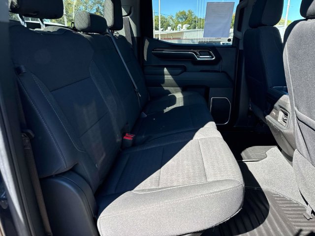 Used 2024 Chevrolet Silverado 1500 RST w/ Z71 Off-Road Package AWD/4WD image 13