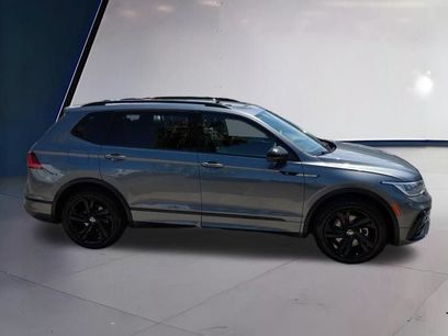 Certified 2023 Volkswagen Tiguan SE R-Line