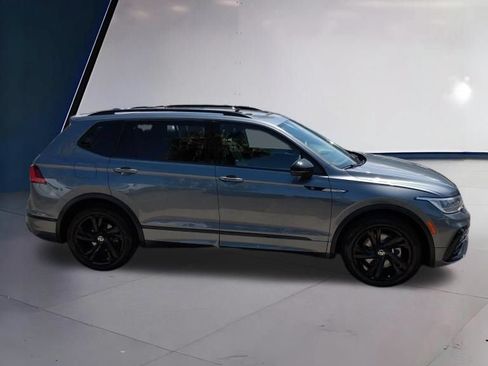 Certified 2023 Volkswagen Tiguan SE R-Line FWD image 1