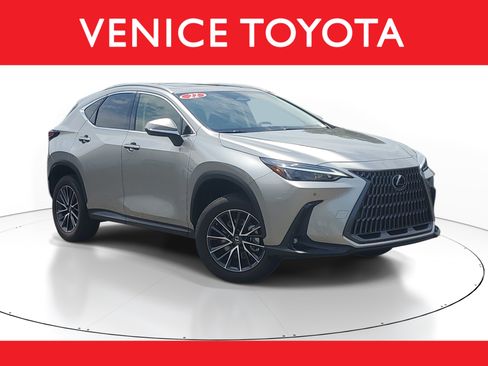 Used 2022 Lexus NX 250 FWD image 1