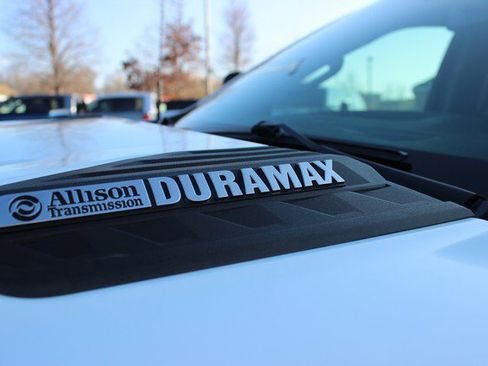 Used 2022 Chevrolet Silverado 2500 LT w/ Fleet Comfort Package image 2