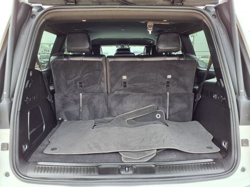 Used 2024 Jeep Wagoneer Series II w/ Flexible Seating Group RWD image 22