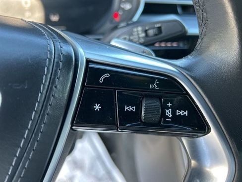 Used 2022 Audi A8 L 3.0T image 18