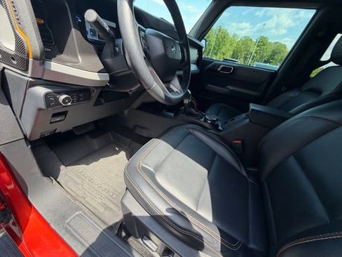 Used 2023 Ford Bronco Badlands w/ Sasquatch Package AWD/4WD image 20