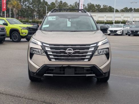 New 2026 Nissan Rogue Platinum image 8