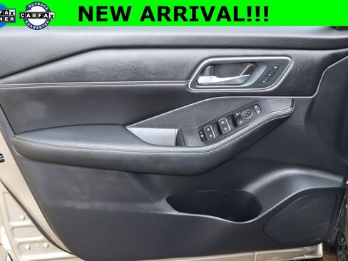 Used 2024 Nissan Rogue Platinum w/ Platinum Premium Package FWD image 20
