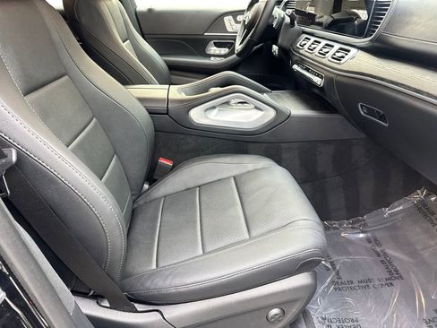 Used 2025 Mercedes-Benz GLS 450 4MATIC image 47