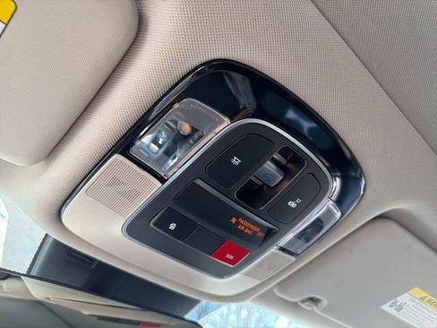 Certified 2023 Hyundai Tucson Limited image 33