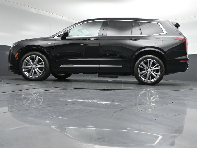 Used 2025 Cadillac XT6 Premium Luxury w/ Technology Package AWD/4WD image 42