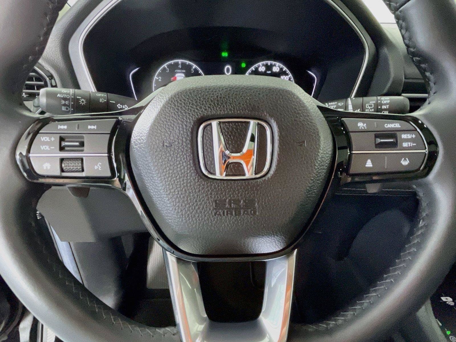 Certified 2025 Honda Pilot Touring image 16
