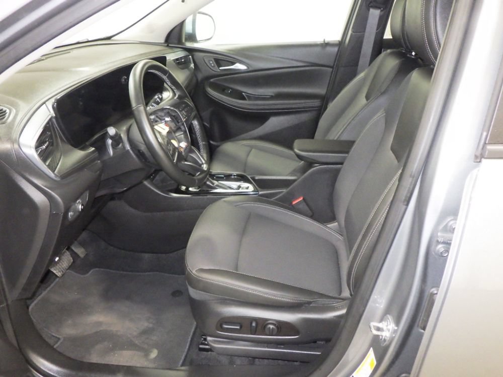 Used 2026 Buick Encore GX Preferred w/ Comfort Package AWD/4WD image 8