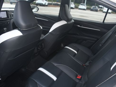 Used 2025 Toyota Camry SE FWD image 14