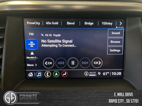 Used 2022 GMC Acadia AT4 w/ Technology Package AWD/4WD image 20