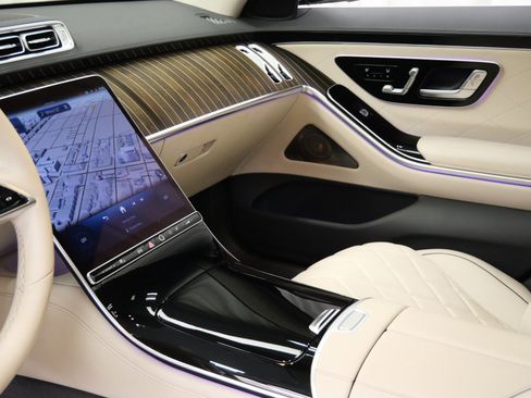 Used 2023 Mercedes-Benz S 580 4MATIC Sedan image 23