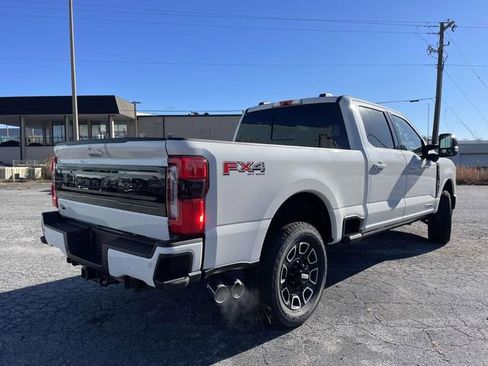 New 2026 Ford F250 Platinum AWD/4WD image 3