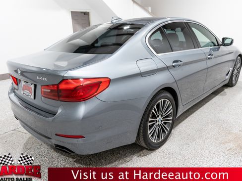 Used 2019 BMW 540i w/ Premium Package image 5